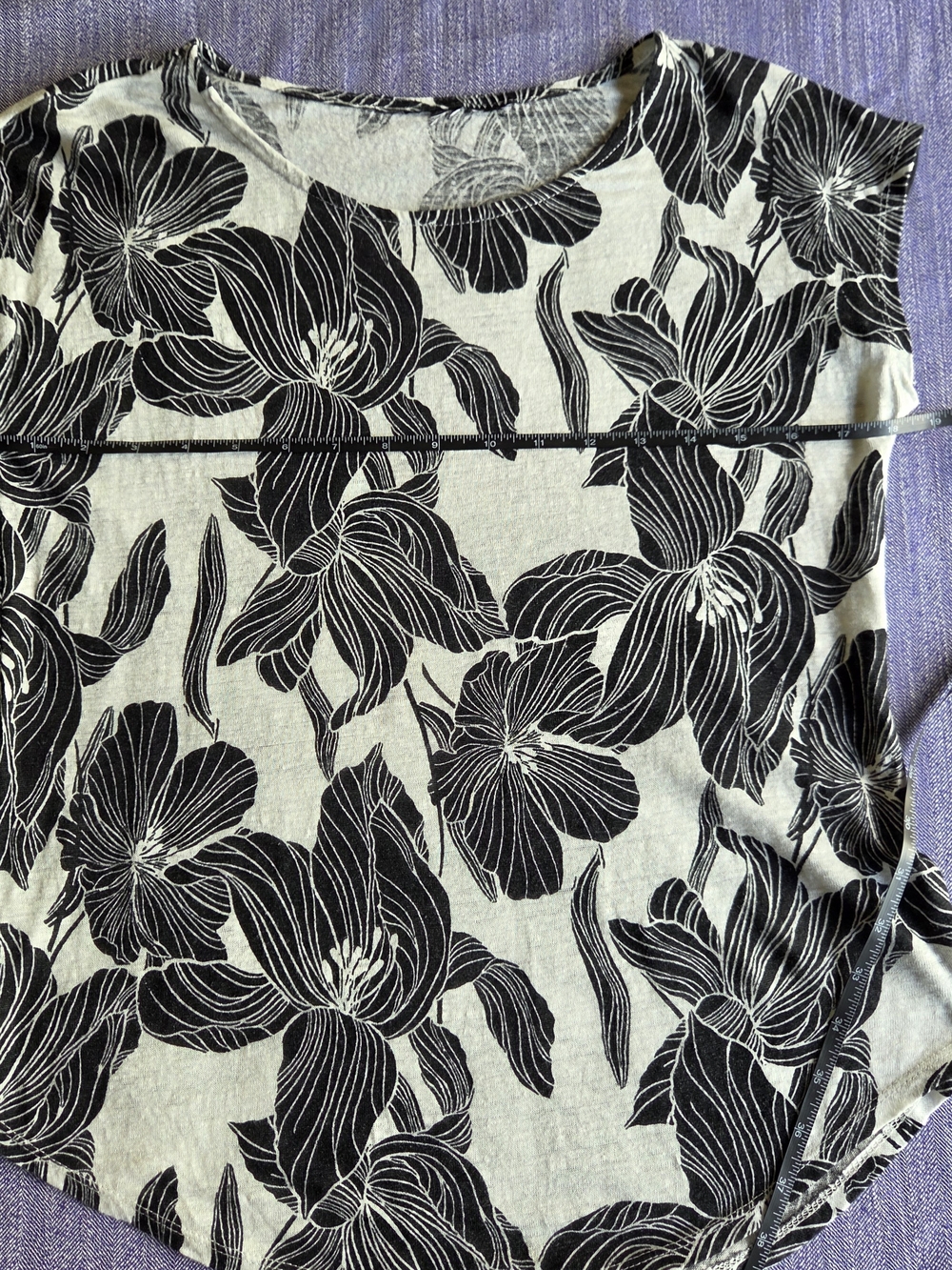 Linen Black & Cream Floral Print Tee